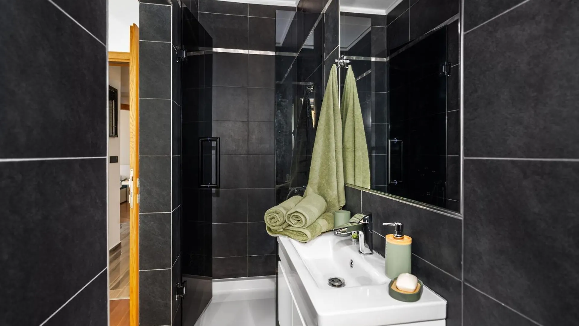 Holiday home Wunderschoener Neubau Bungalow Mit Privatem Pool Und Jacuzzi Vozilici Croatia
