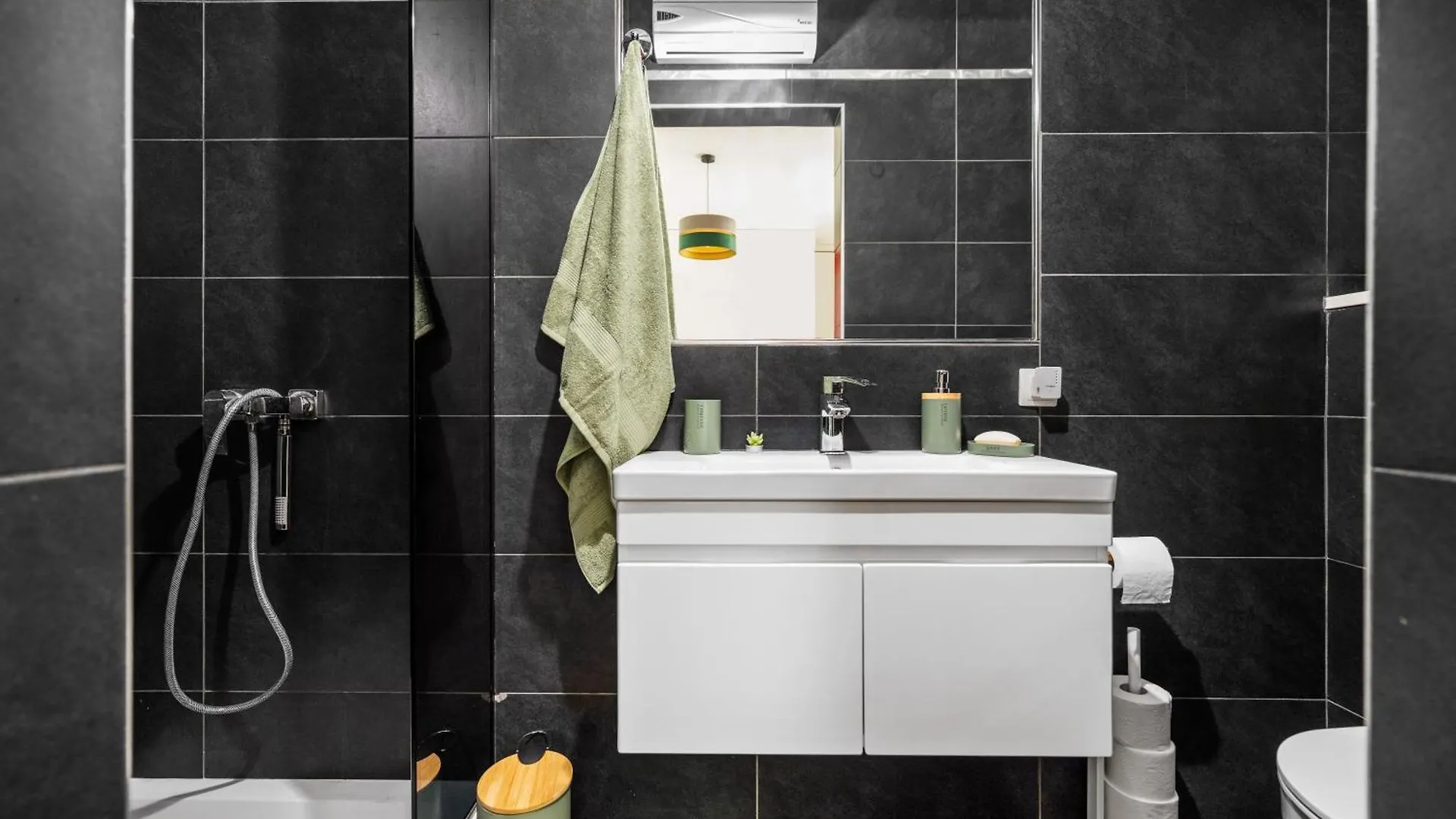Holiday home Wunderschoener Neubau Bungalow Mit Privatem Pool Und Jacuzzi Vozilici